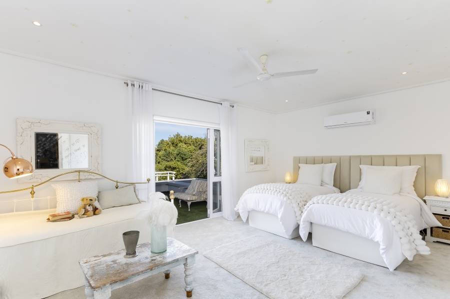 4 Bedroom Property for Sale in Erinvale Golf Estate Western Cape